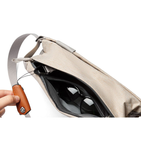 Bellroy Sling (SA)